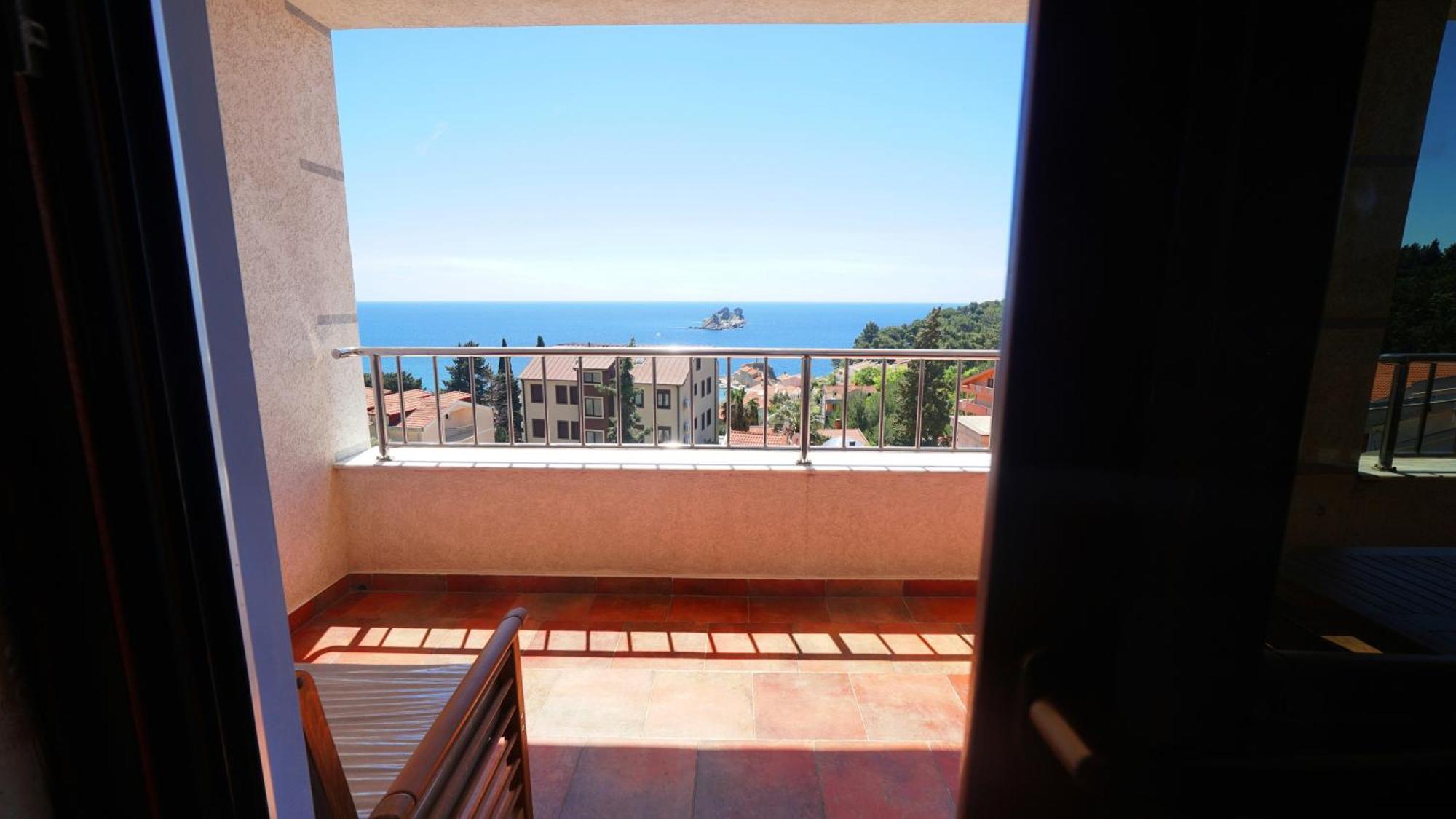 Medin Apartments Bluvista Petrovac 外观 照片