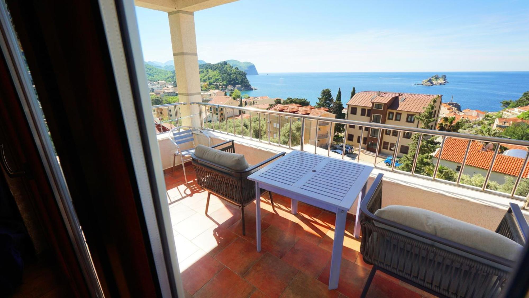 Medin Apartments Bluvista Petrovac 外观 照片