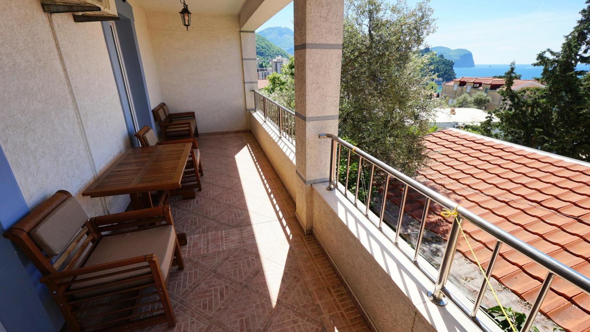 Medin Apartments Bluvista Petrovac 外观 照片