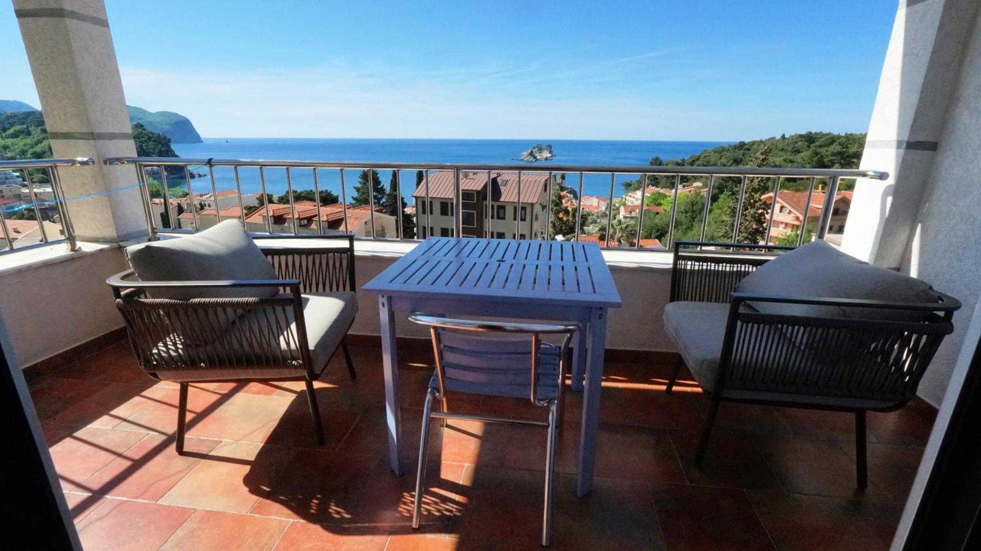 Medin Apartments Bluvista Petrovac 外观 照片