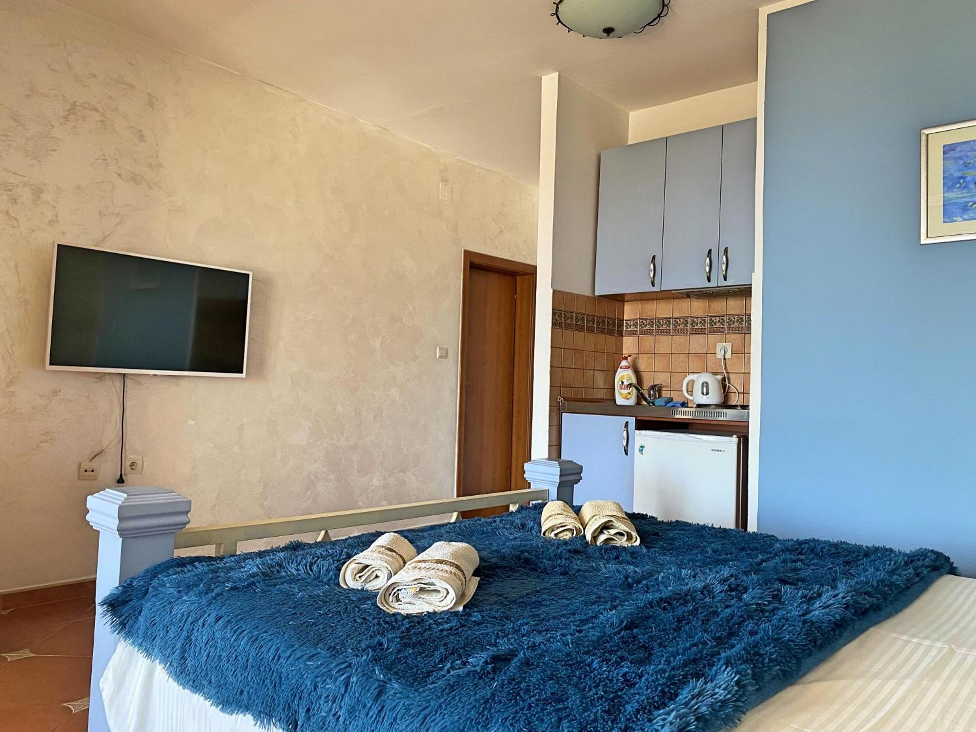 Medin Apartments Bluvista Petrovac 外观 照片